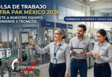 Ingenieros y técnicos trabajando en la línea de producción de Tetra Pak México para la bolsa de trabajo 2026.