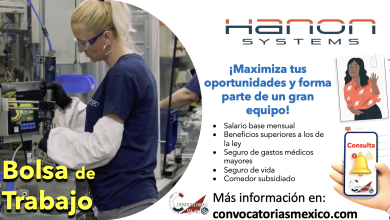 Ingeniero mexicano trabajando en planta de Hanon Systems supervisando componentes automotrices y sistemas térmicos.